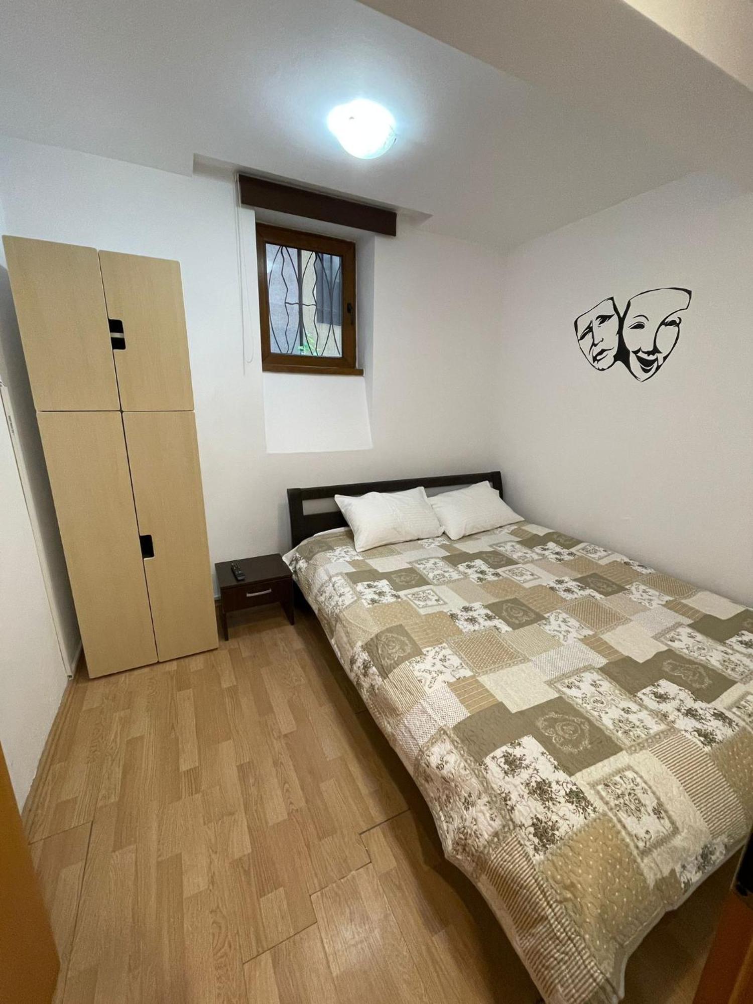 Mossapartments Boekarest Buitenkant foto